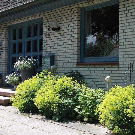 Ferienwohnung Weisses Haus Meeschendorf Exterior photo
